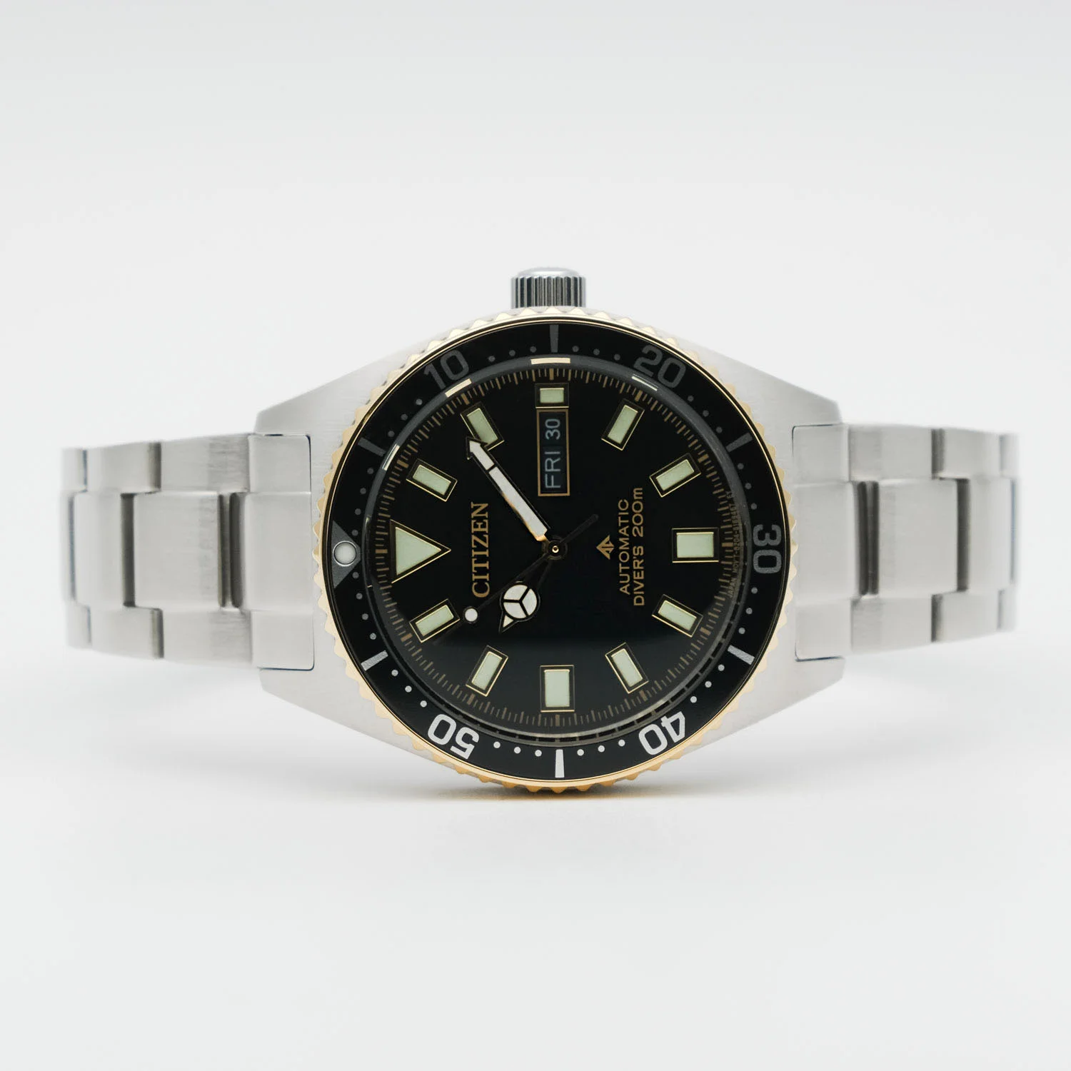 citizen NY0125-83E