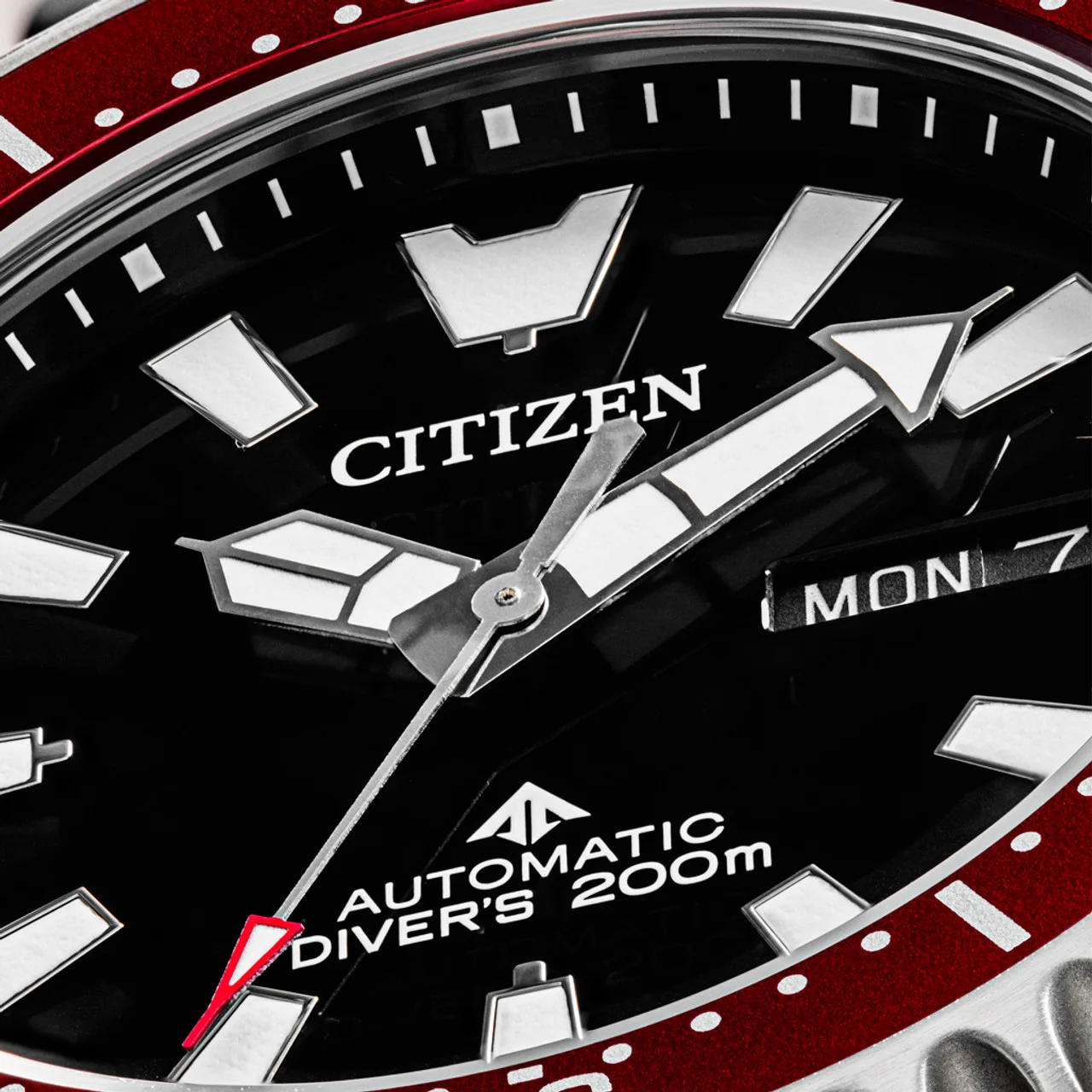 citizen NY0156-04E