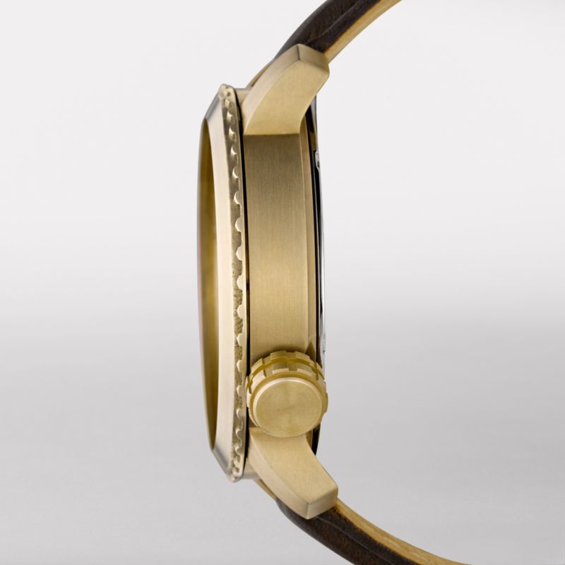 fossil DE1002