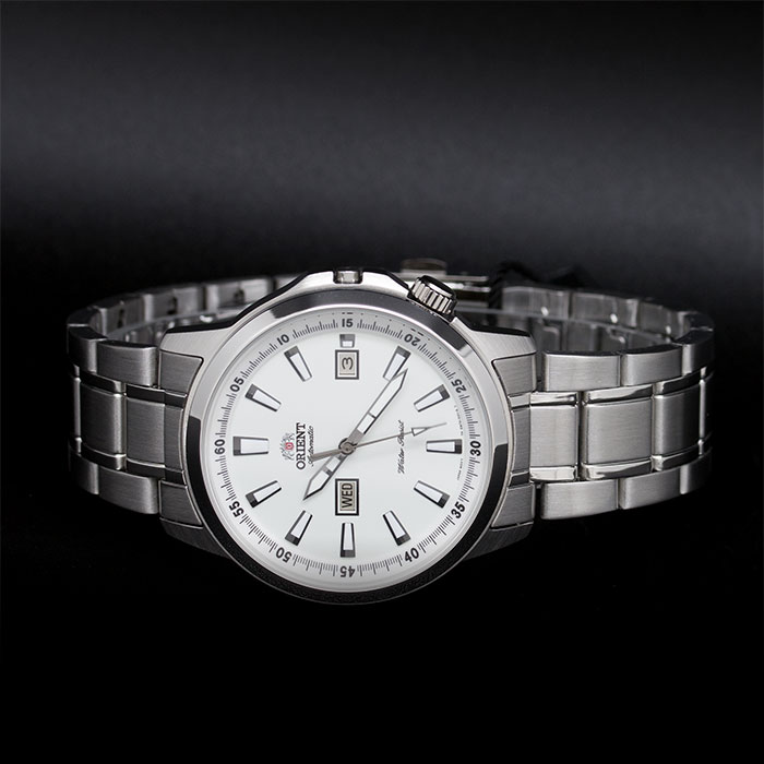 orient EM7K006W