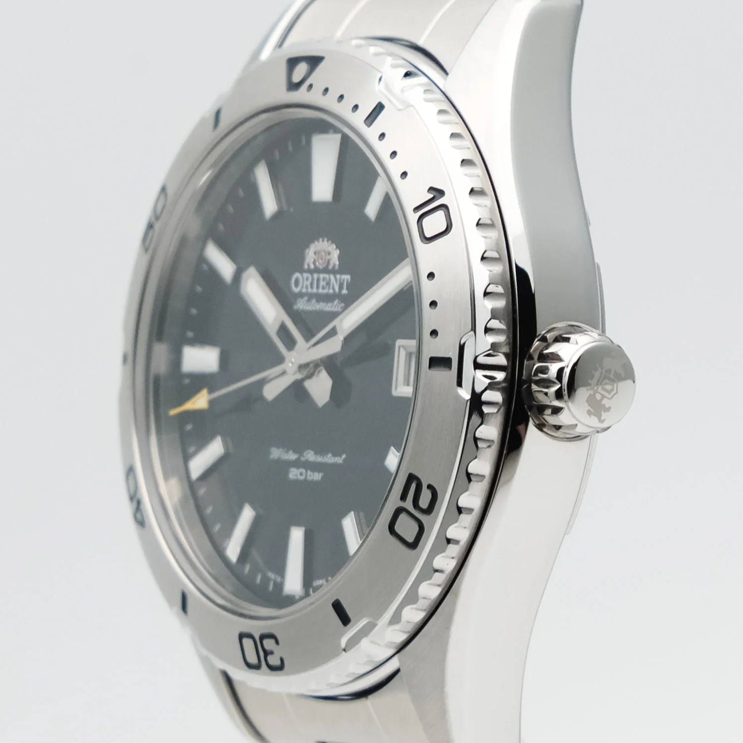 orient RA-AC0Q01B10B