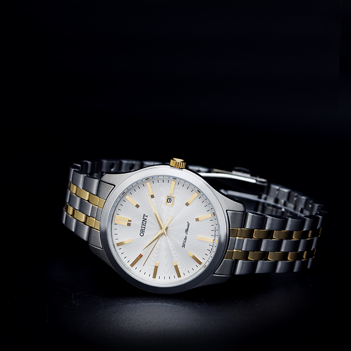 orient UNE7004W