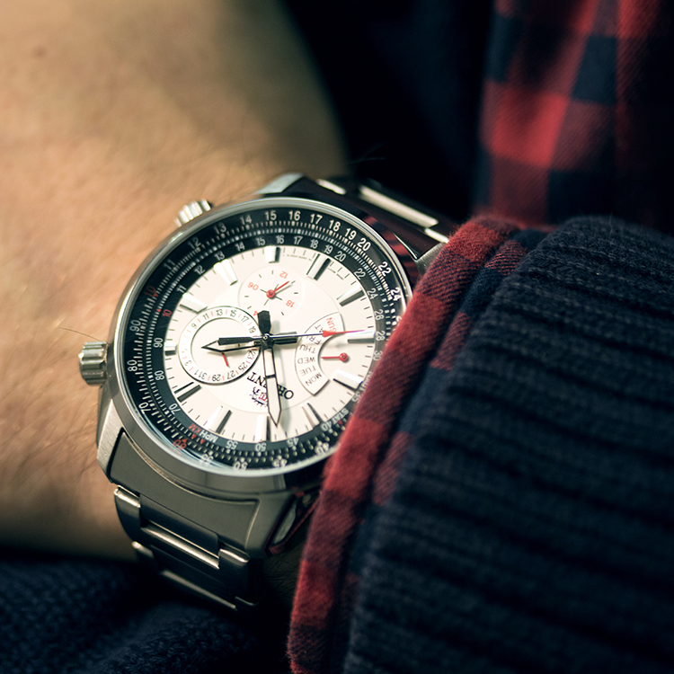 orient UU09003W