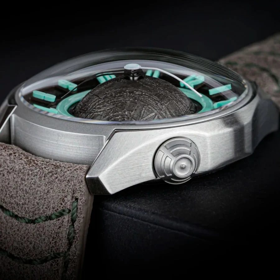 ouglich 4092L-1