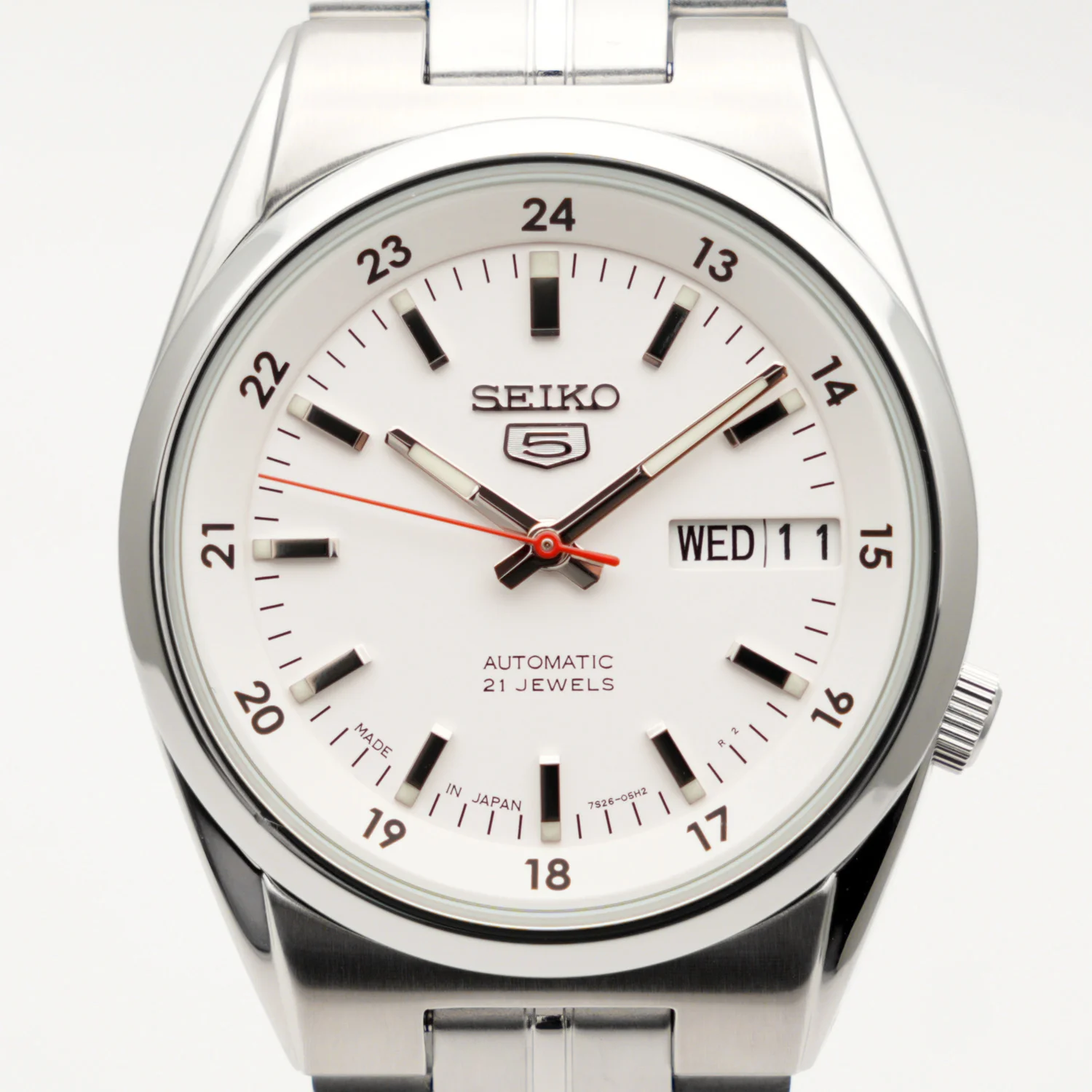 seiko SNK559J1
