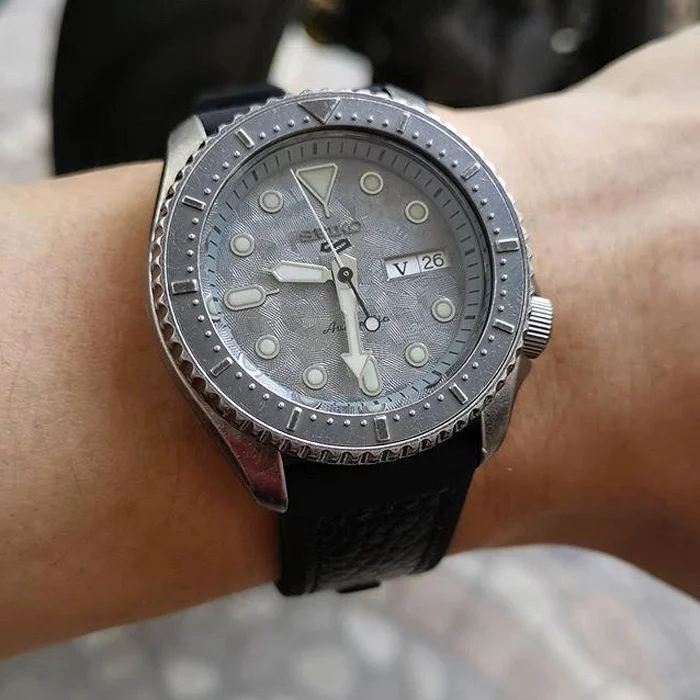 seiko SRPE79K1
