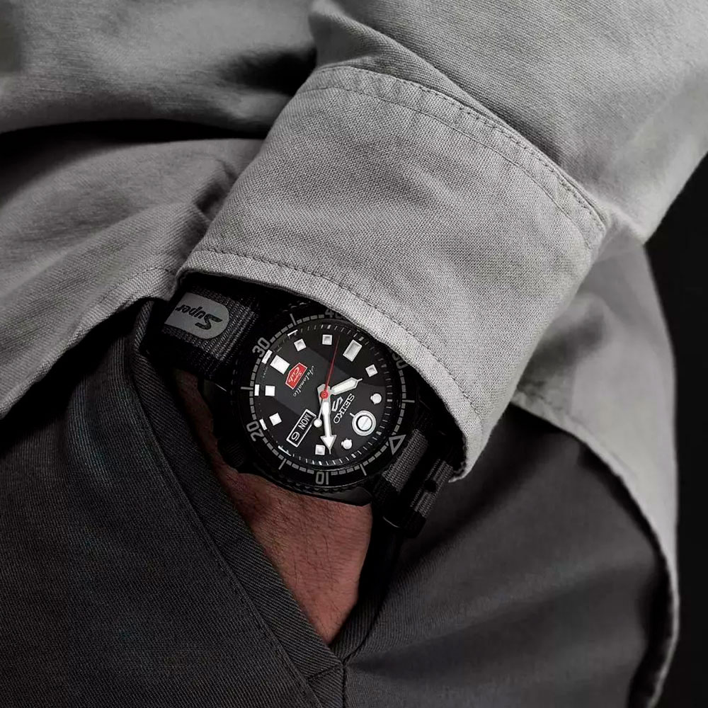 seiko SRPJ75