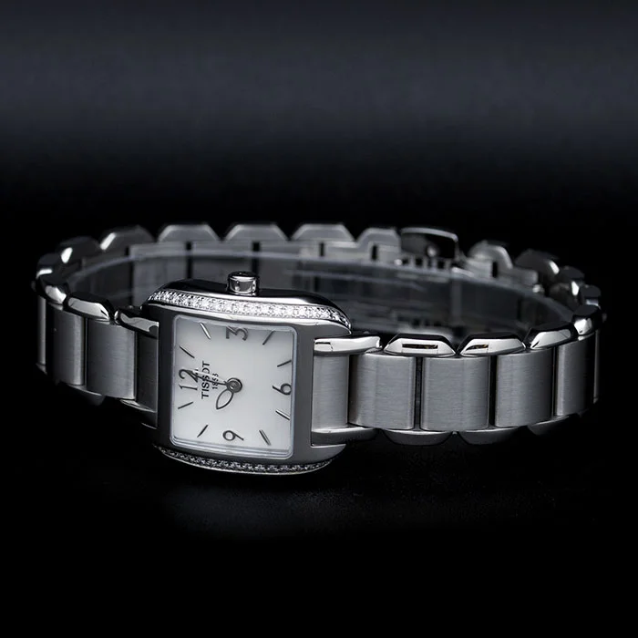 tissot T02.1.385.82